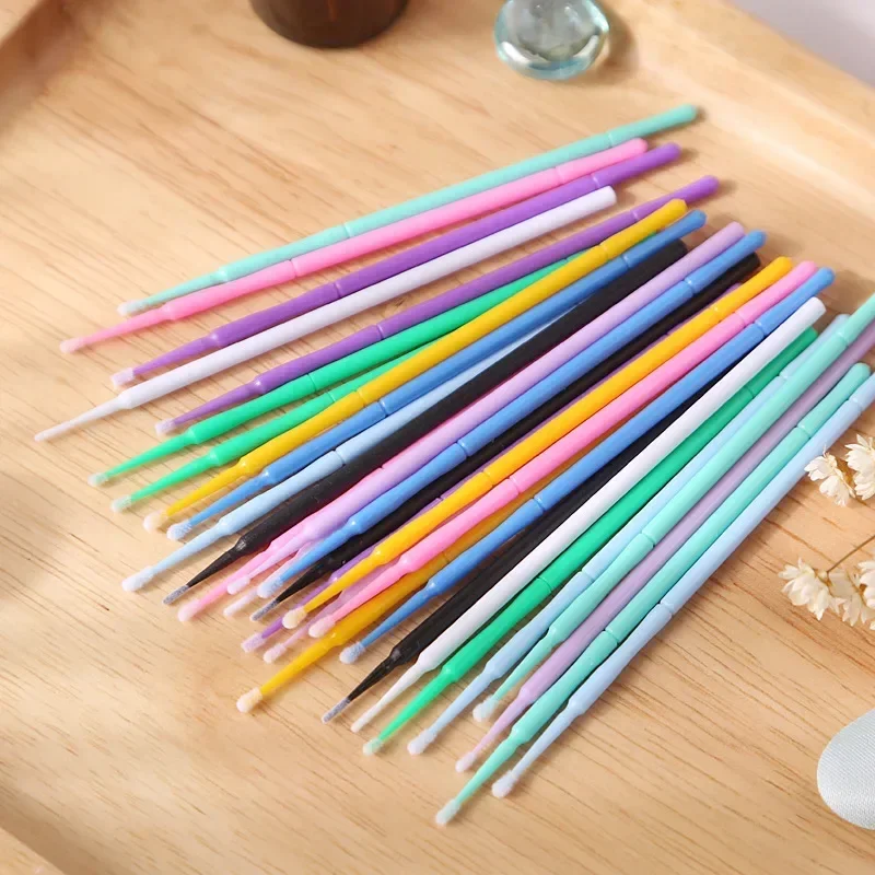 100個入り まつげエクステ用マイクロブラシ 使い捨てマイク - Eyelash Extension Remover のレビューと価格