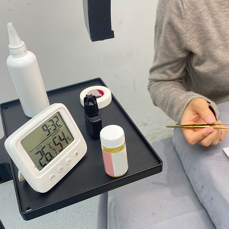 【M】1個入り調整可能なまつげトレイホルダー、リングライト用 - Eyelash Extension Remover At Home のレビューと価格